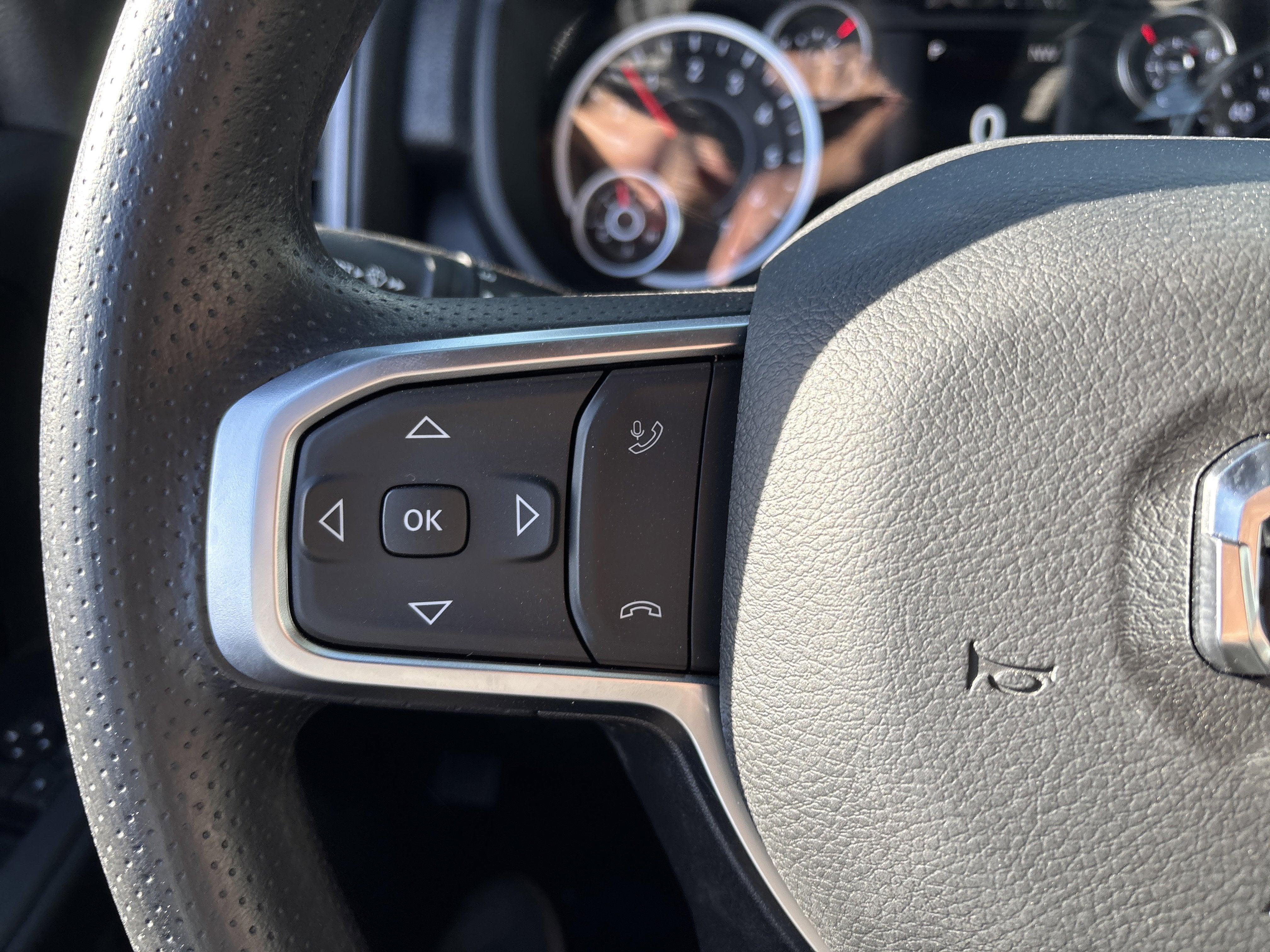 2026 RAM Ram 3500 RAM 3500 TRADESMAN CREW CAB 4X4 6'4' BOX