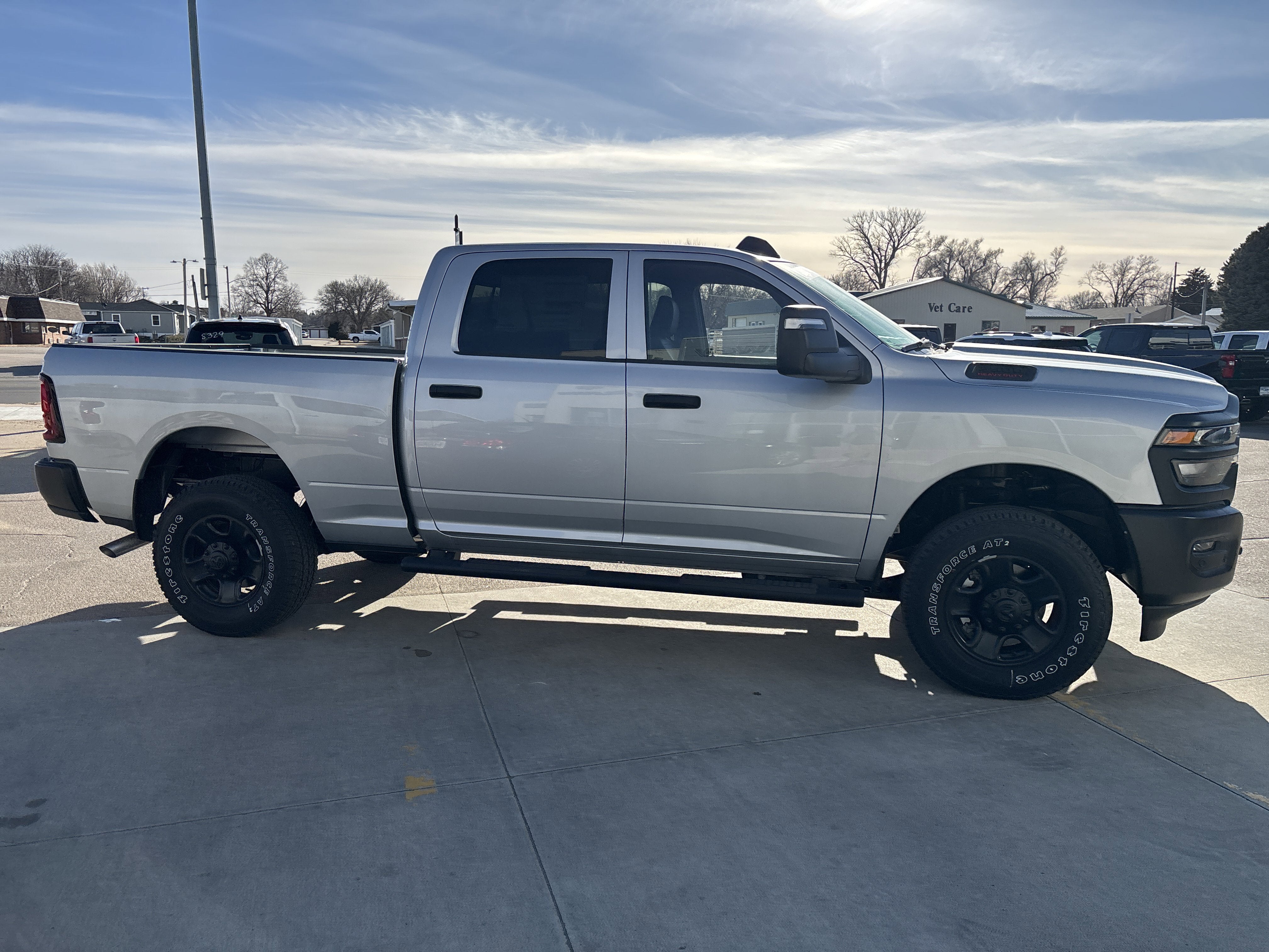 2026 RAM Ram 3500 RAM 3500 TRADESMAN CREW CAB 4X4 6'4' BOX