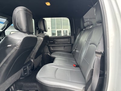 2022 RAM 3500 Tradesman Crew Cab 4x4 8' Box