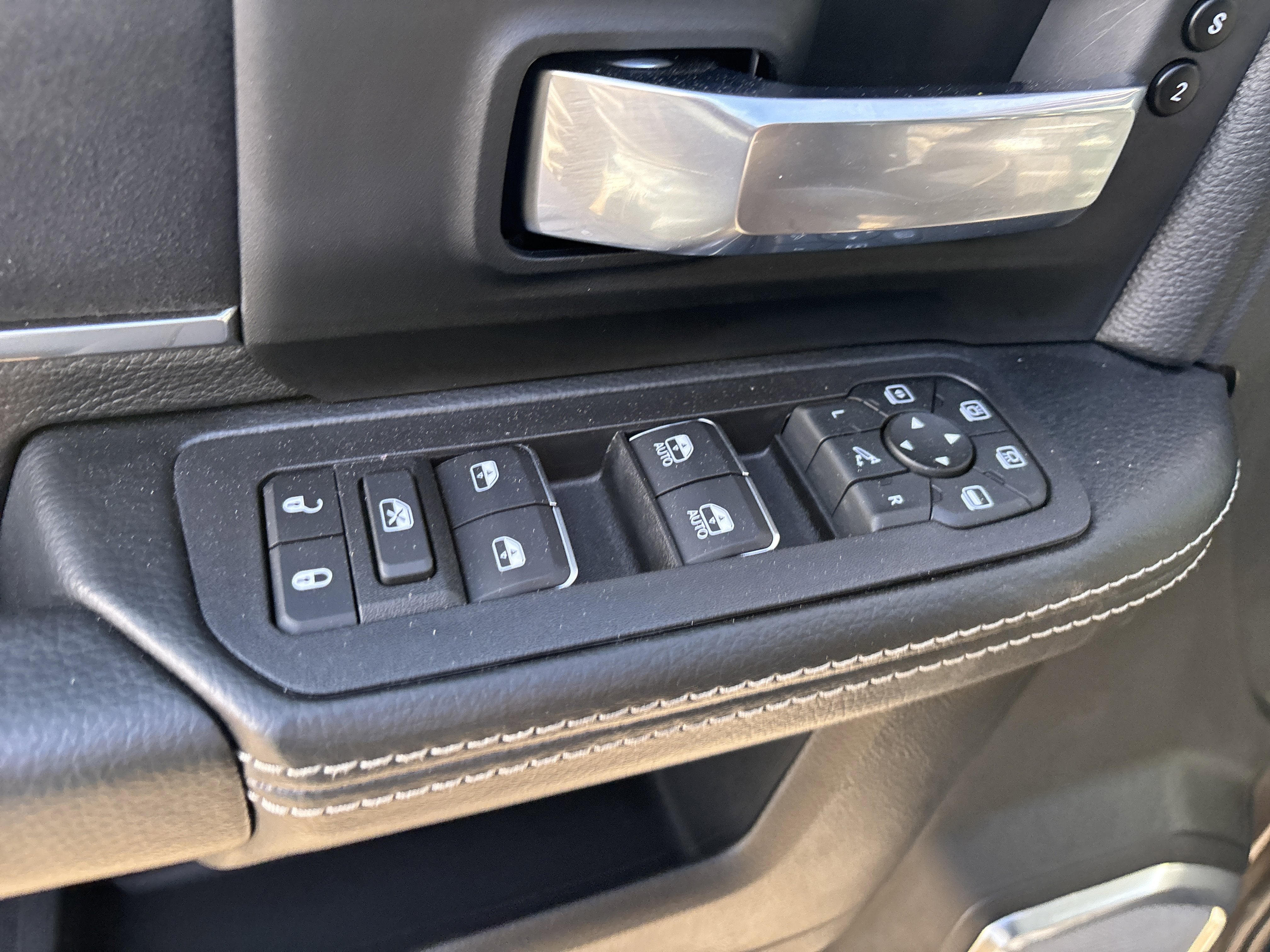 2026 RAM Ram 3500 RAM 3500 LARAMIE CREW CAB 4X4 8' BOX