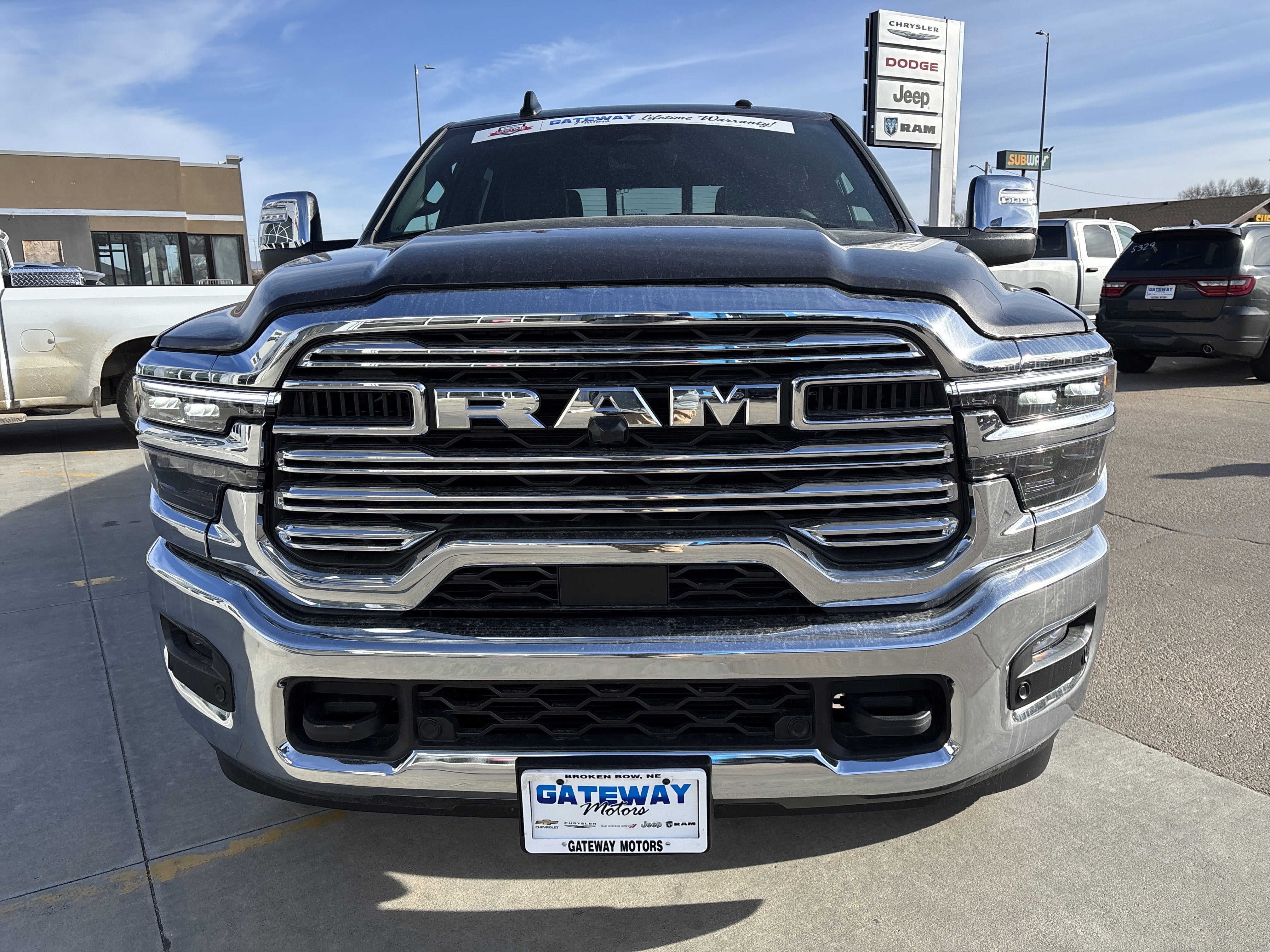 2026 RAM Ram 3500 RAM 3500 LARAMIE CREW CAB 4X4 8' BOX