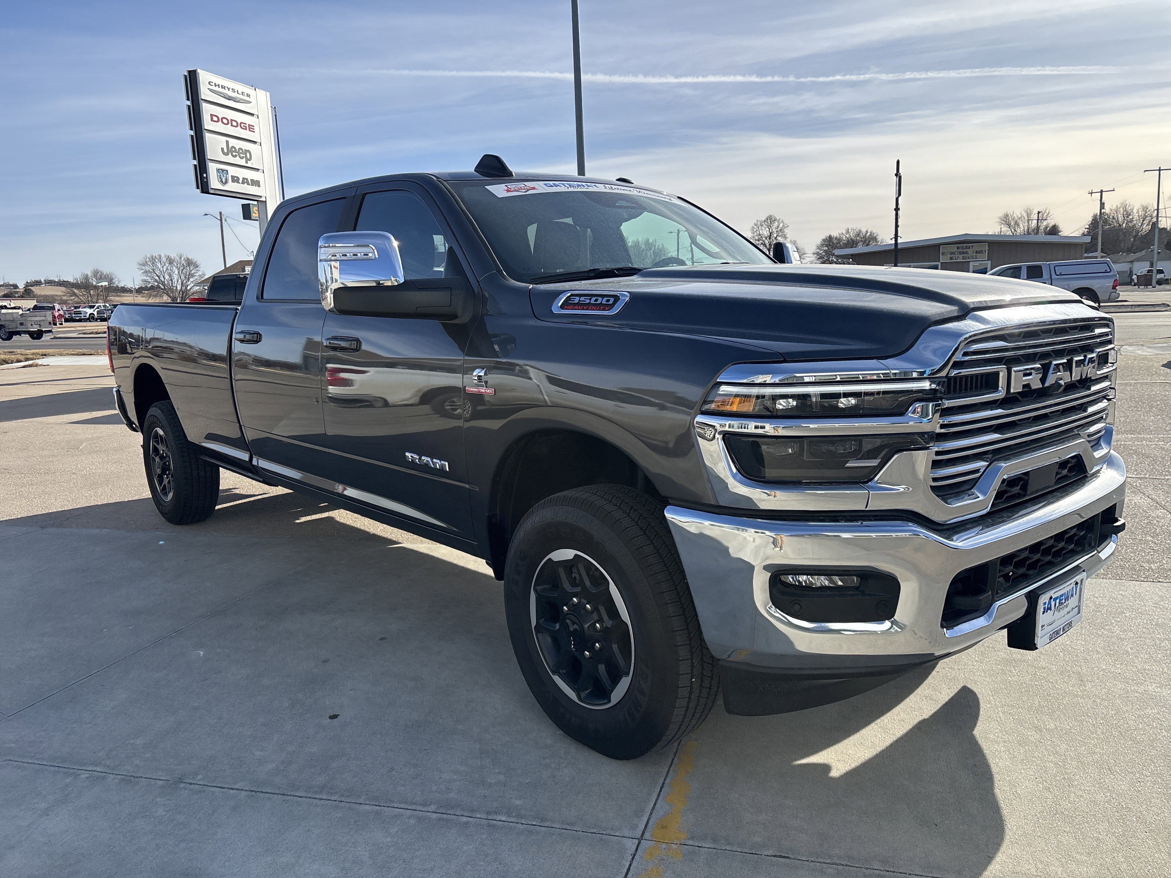 2026 RAM Ram 3500 RAM 3500 LARAMIE CREW CAB 4X4 8' BOX