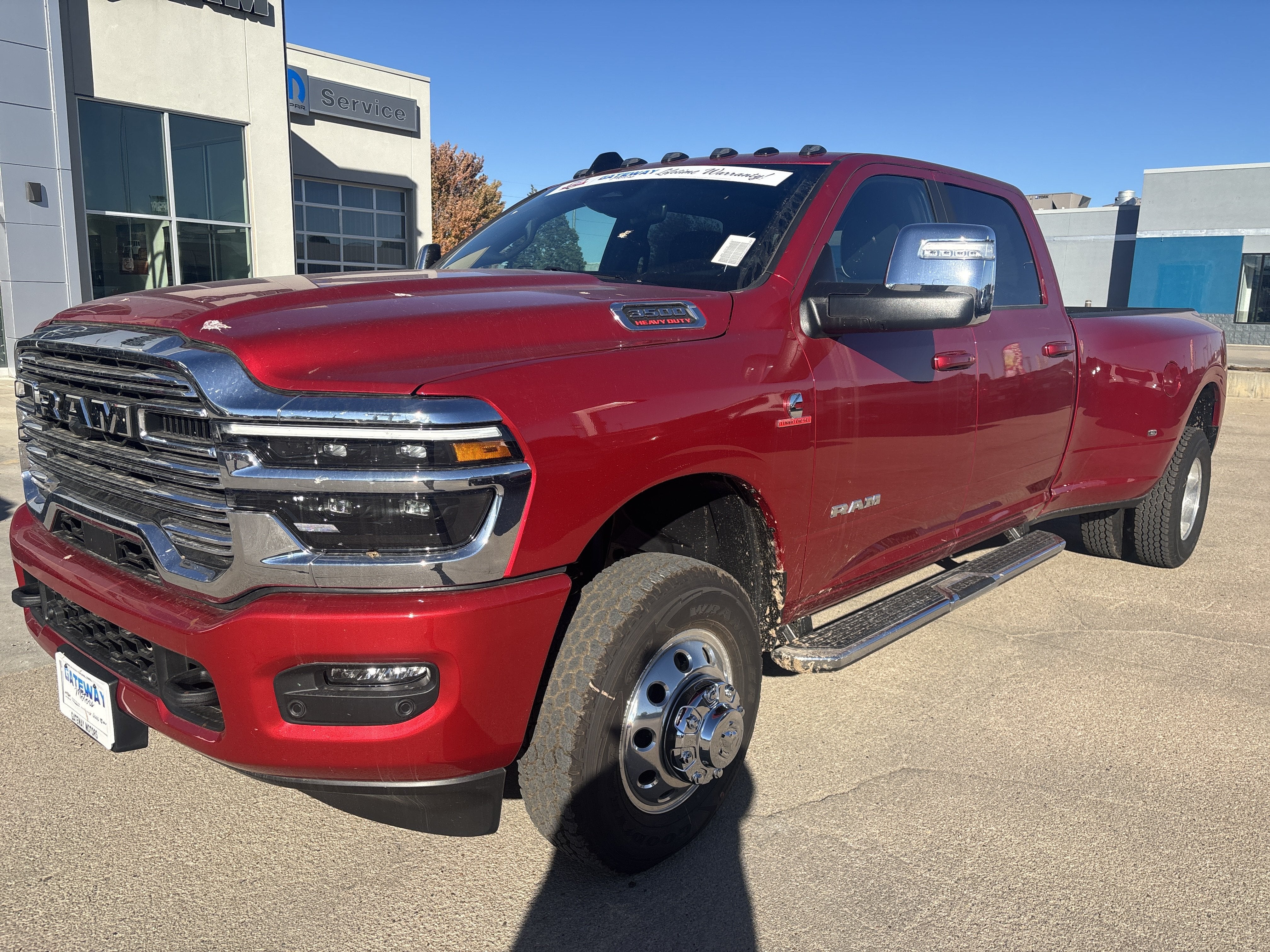 2027 RAM Ram 3500 RAM 3500 LARAMIE CREW CAB 4X4 8' BOX