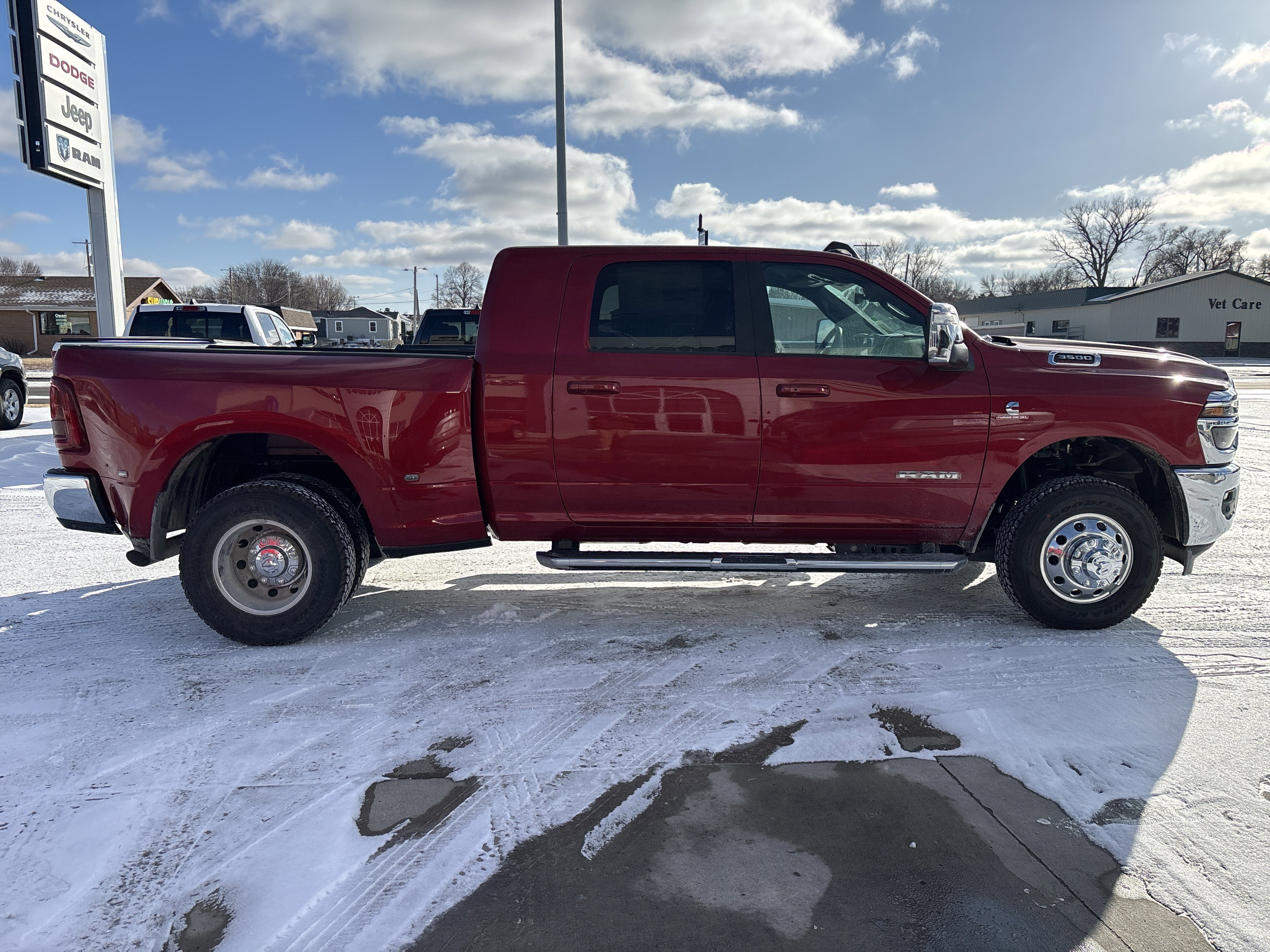2026 RAM Ram 3500 RAM 3500 LARAMIE MEGA CAB 4X4 6'4' BOX