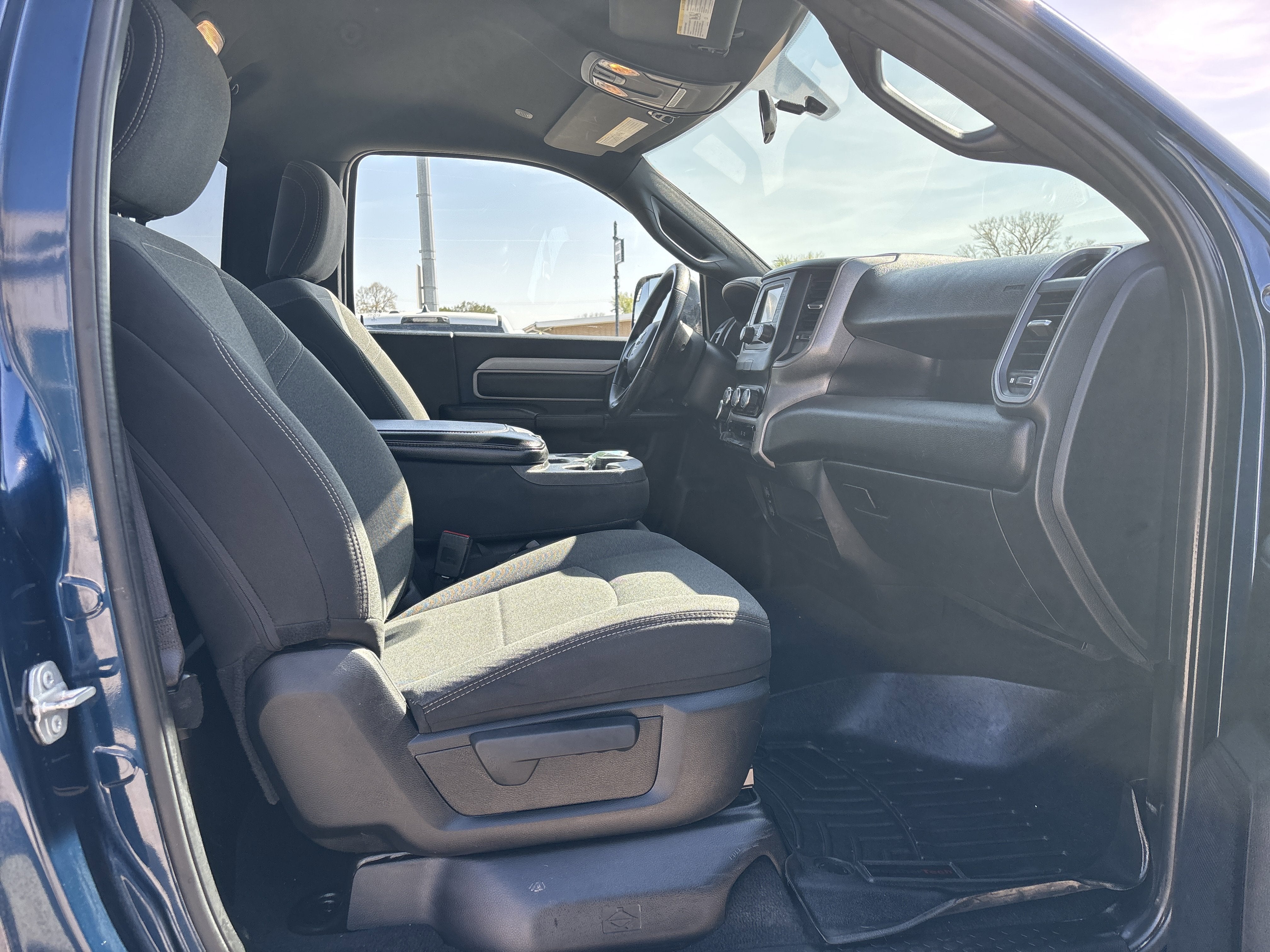 2021 RAM 2500 Tradesman Regular Cab 4x4 8' Box