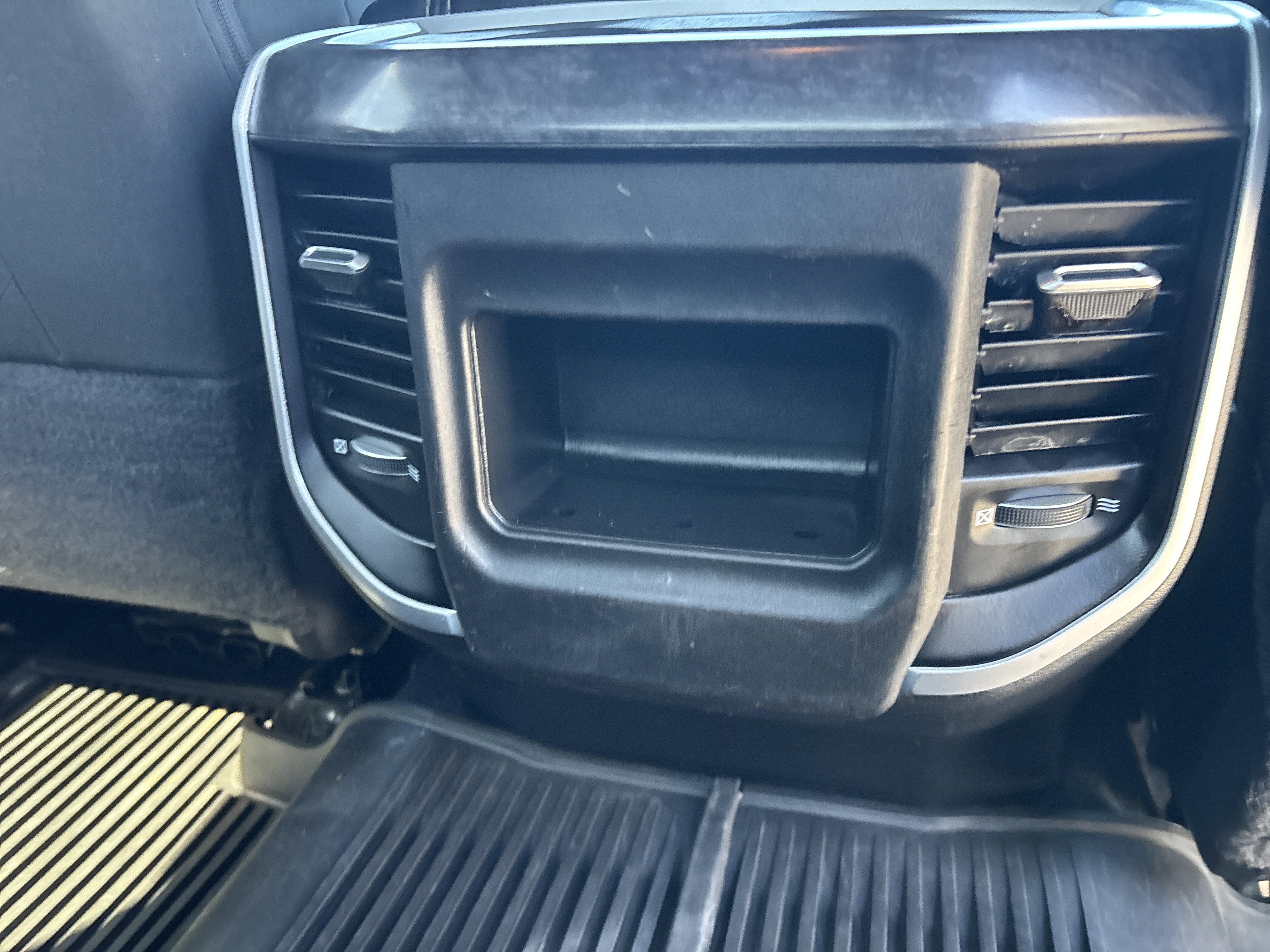 2022 RAM 2500 Big Horn Crew Cab 4x4 6'4' Box