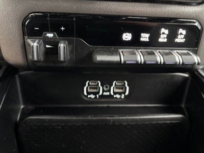 2021 RAM 2500 Big Horn Crew Cab 4x4 6'4' Box