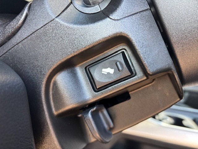 2019 RAM 2500 Laramie Crew Cab 4x4 6'4' Box