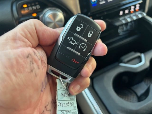 2019 RAM 2500 Laramie Crew Cab 4x4 6'4' Box