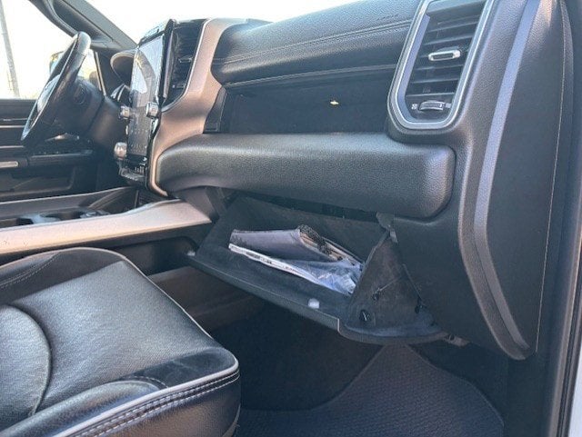 2019 RAM 2500 Laramie Crew Cab 4x4 6'4' Box