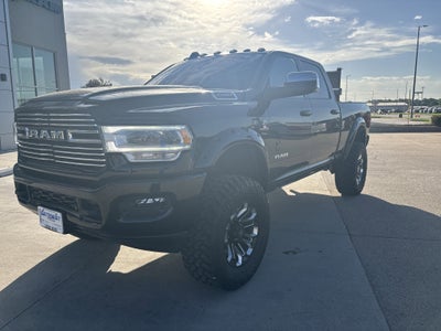 2022 RAM 2500 Laramie Crew Cab 4x4 6'4' Box