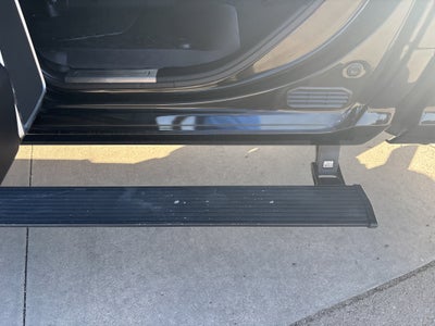 2022 RAM 2500 Laramie Crew Cab 4x4 6'4' Box