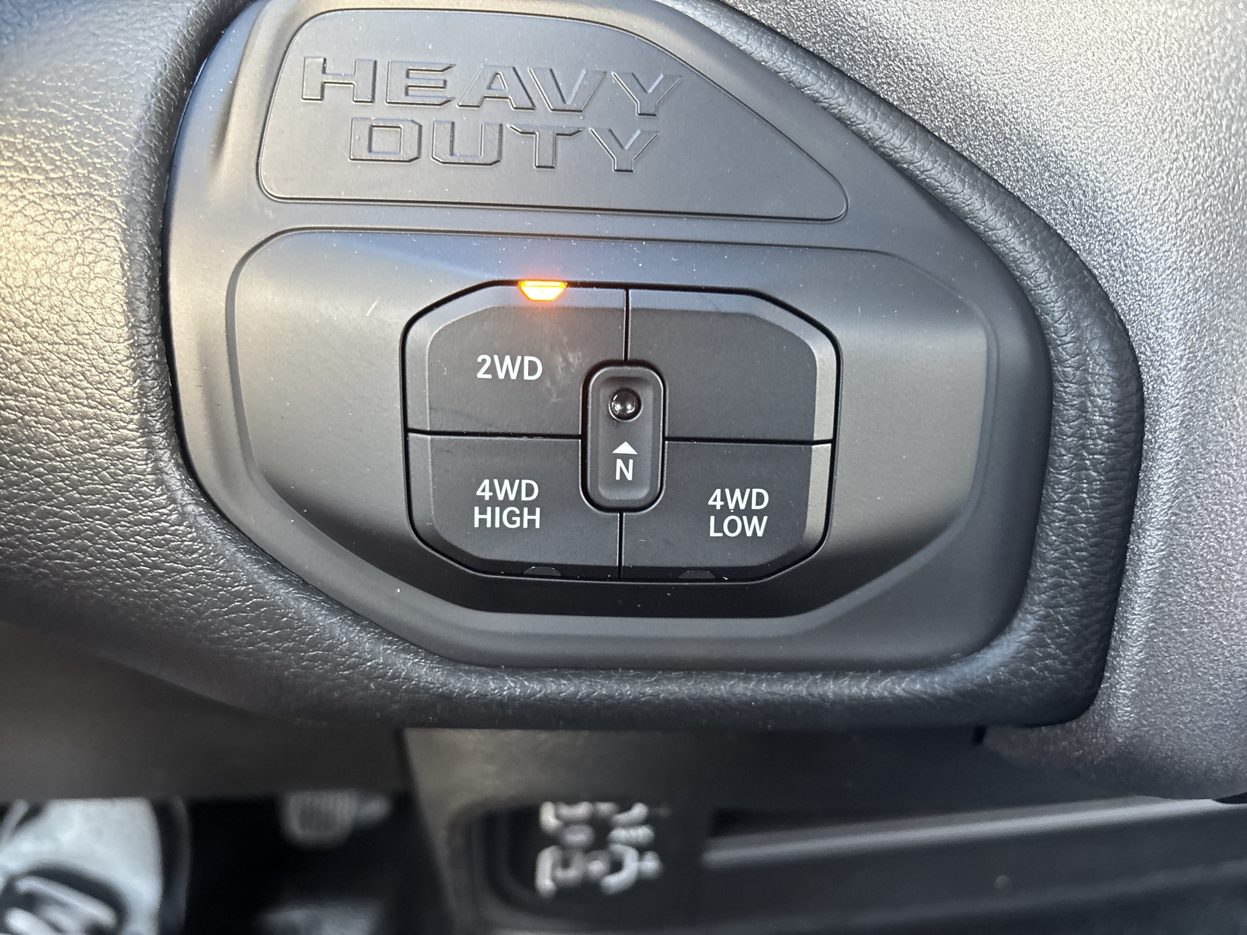 2027 RAM Ram 5500 Chassis Cab RAM 5500 TRADESMAN CHASSIS REGULAR CAB 4X4 84' CA