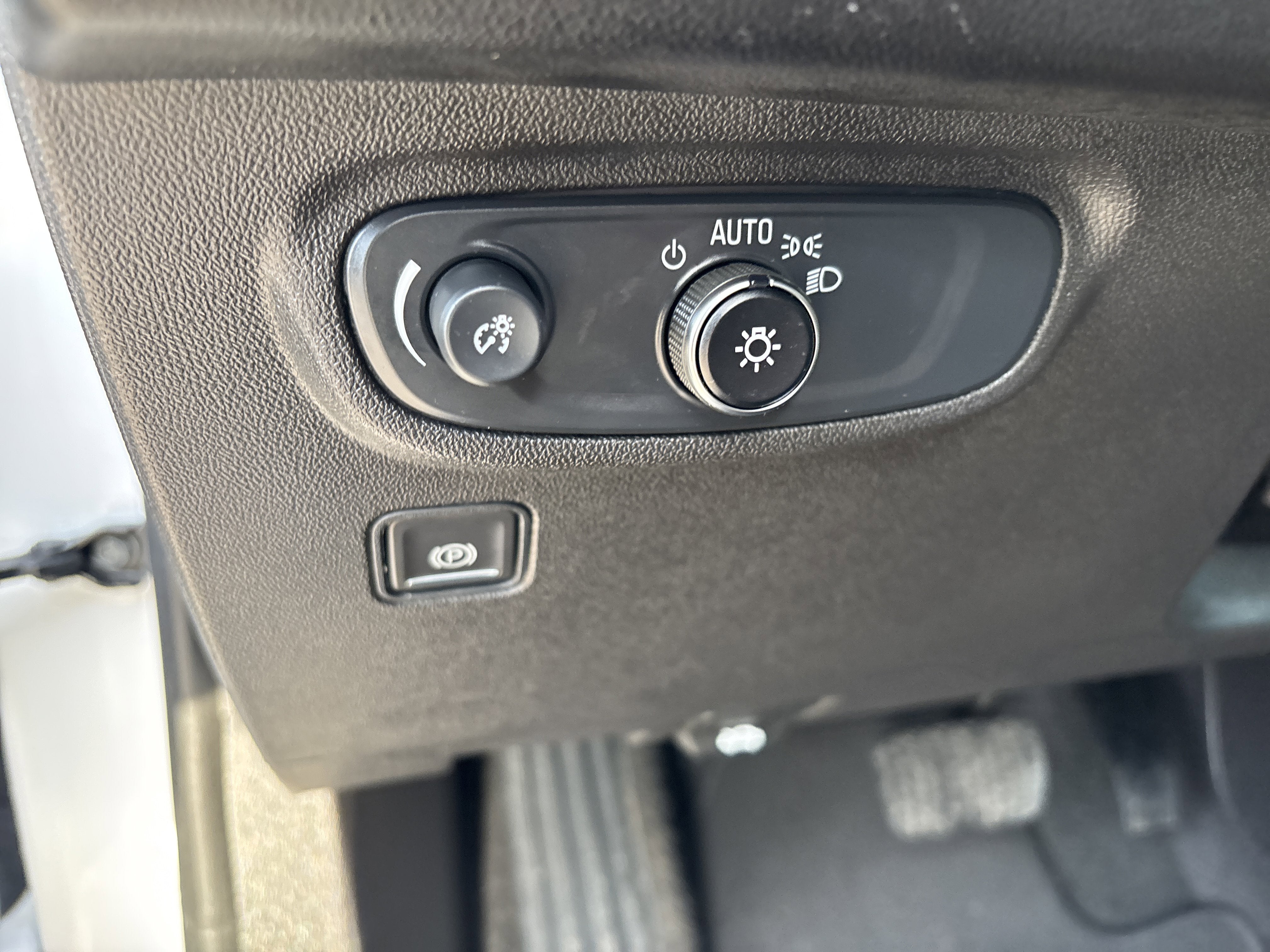 2024 GMC Terrain AWD SLE