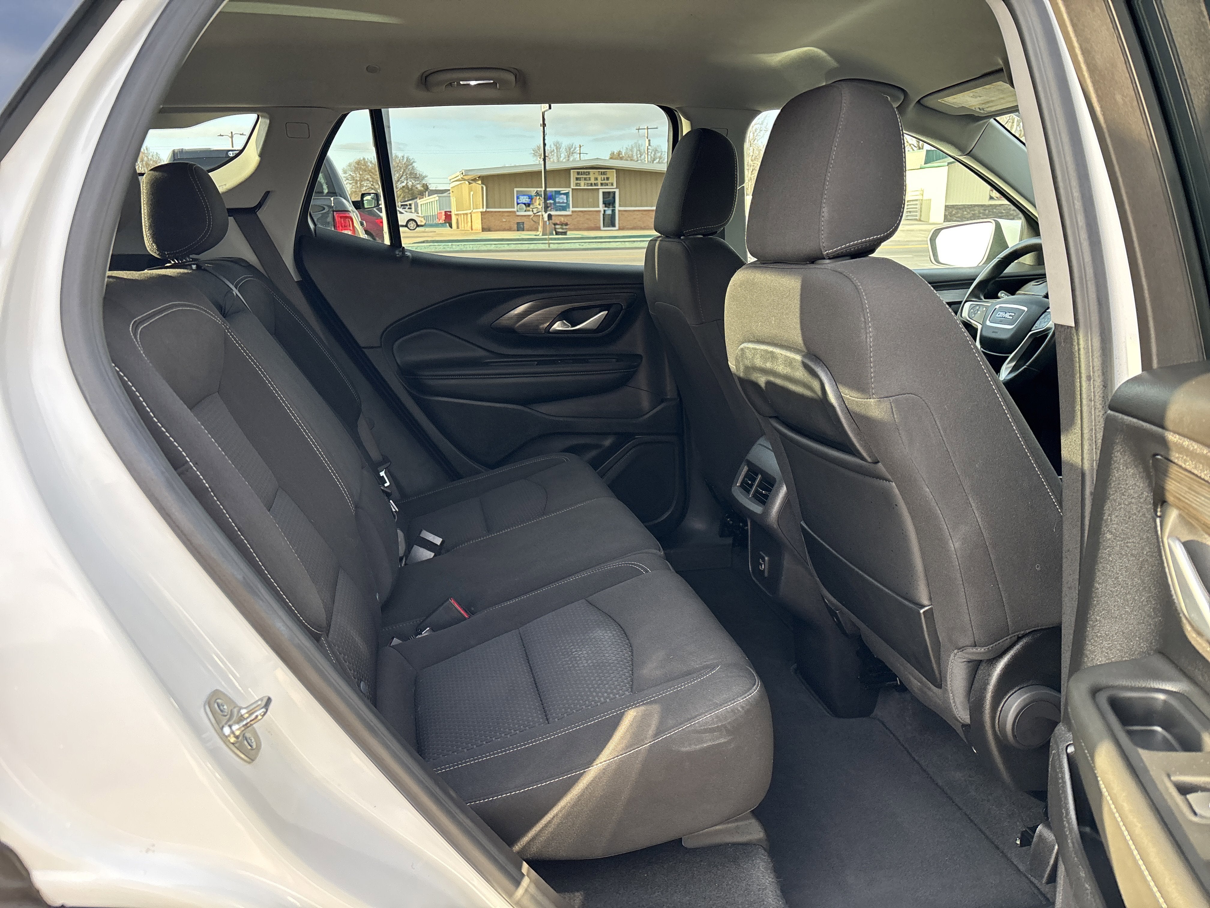 2024 GMC Terrain AWD SLE