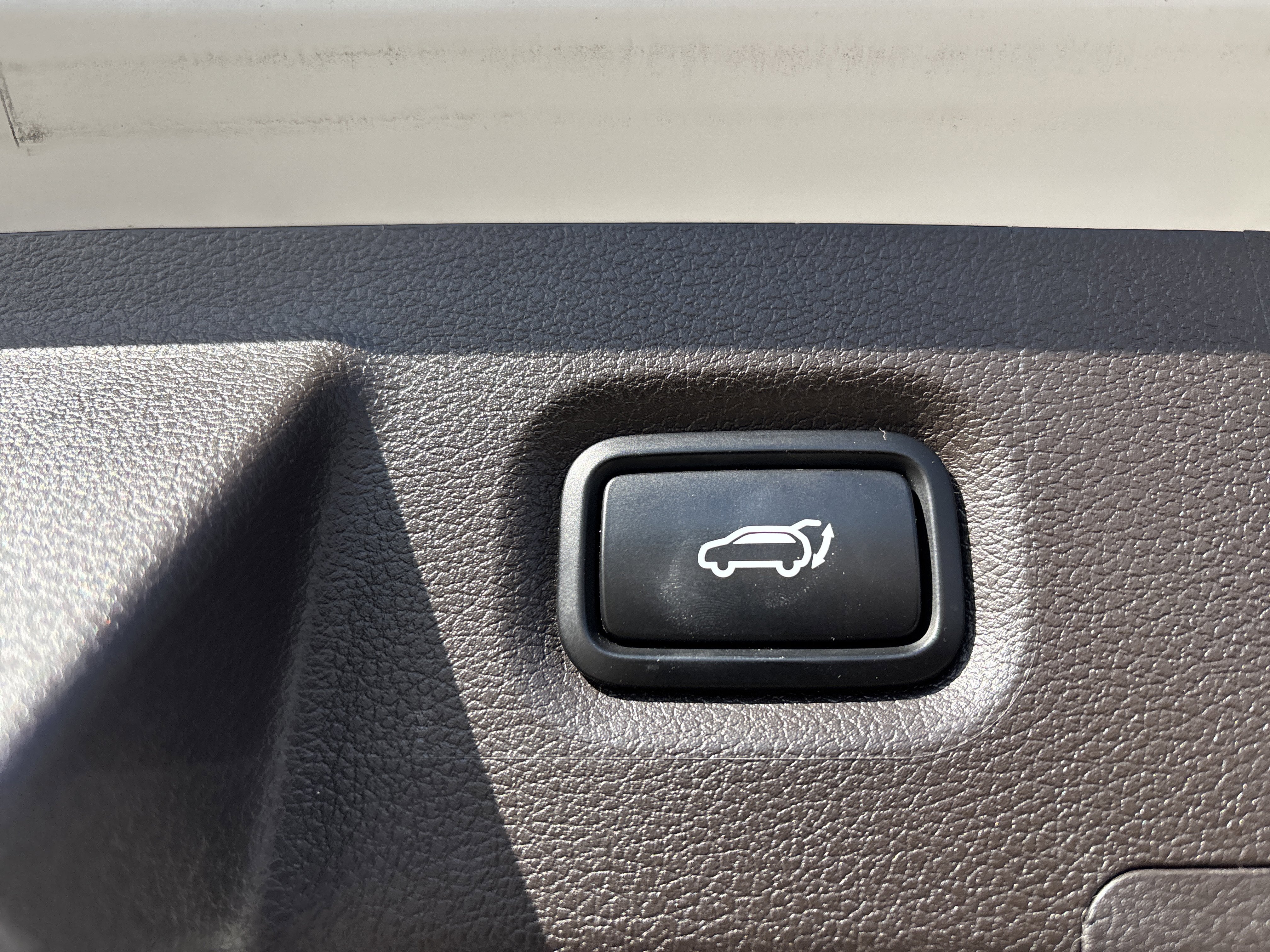 2020 Hyundai Santa Fe Limited 2.0T