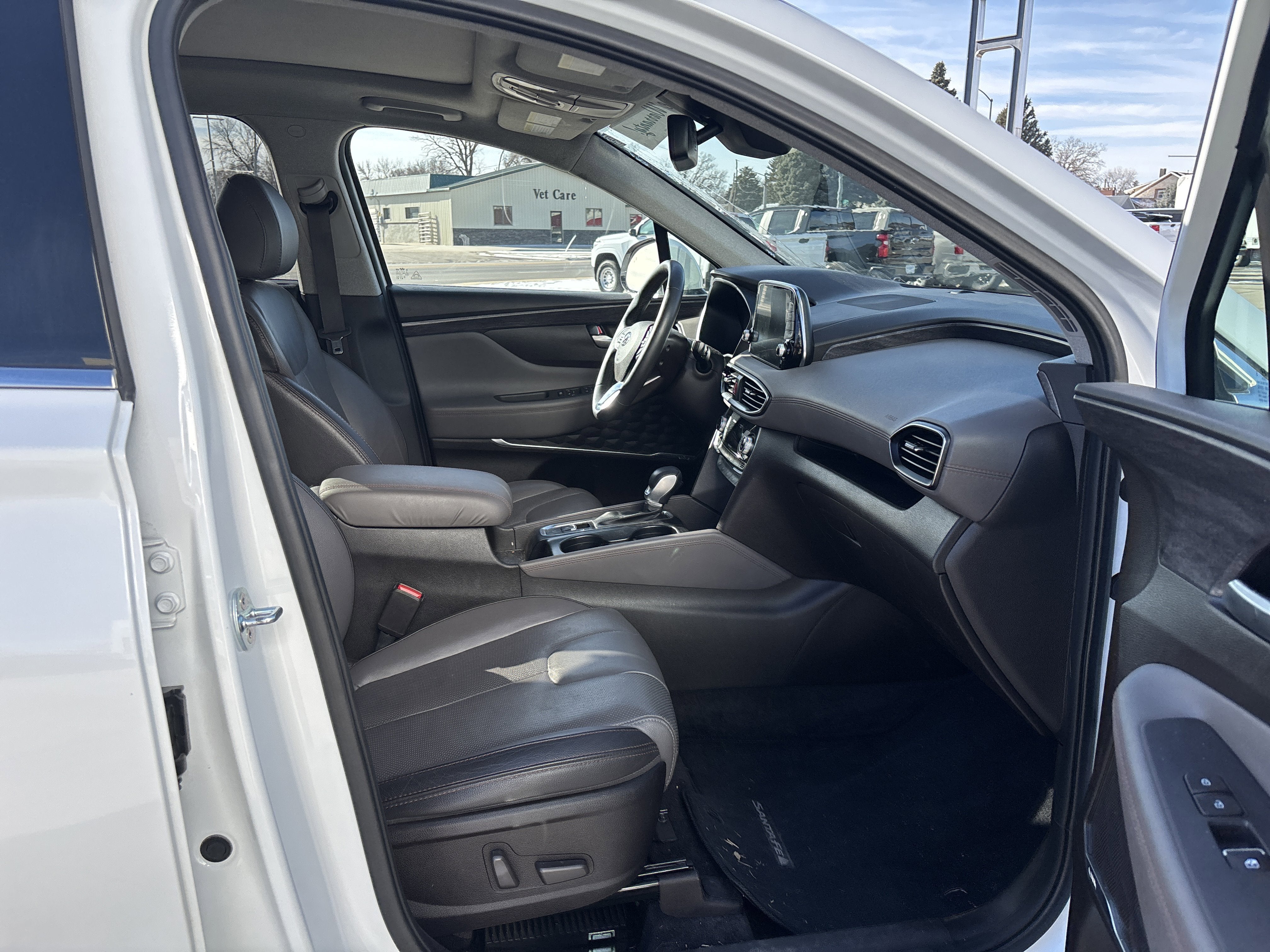 2020 Hyundai Santa Fe Limited 2.0T