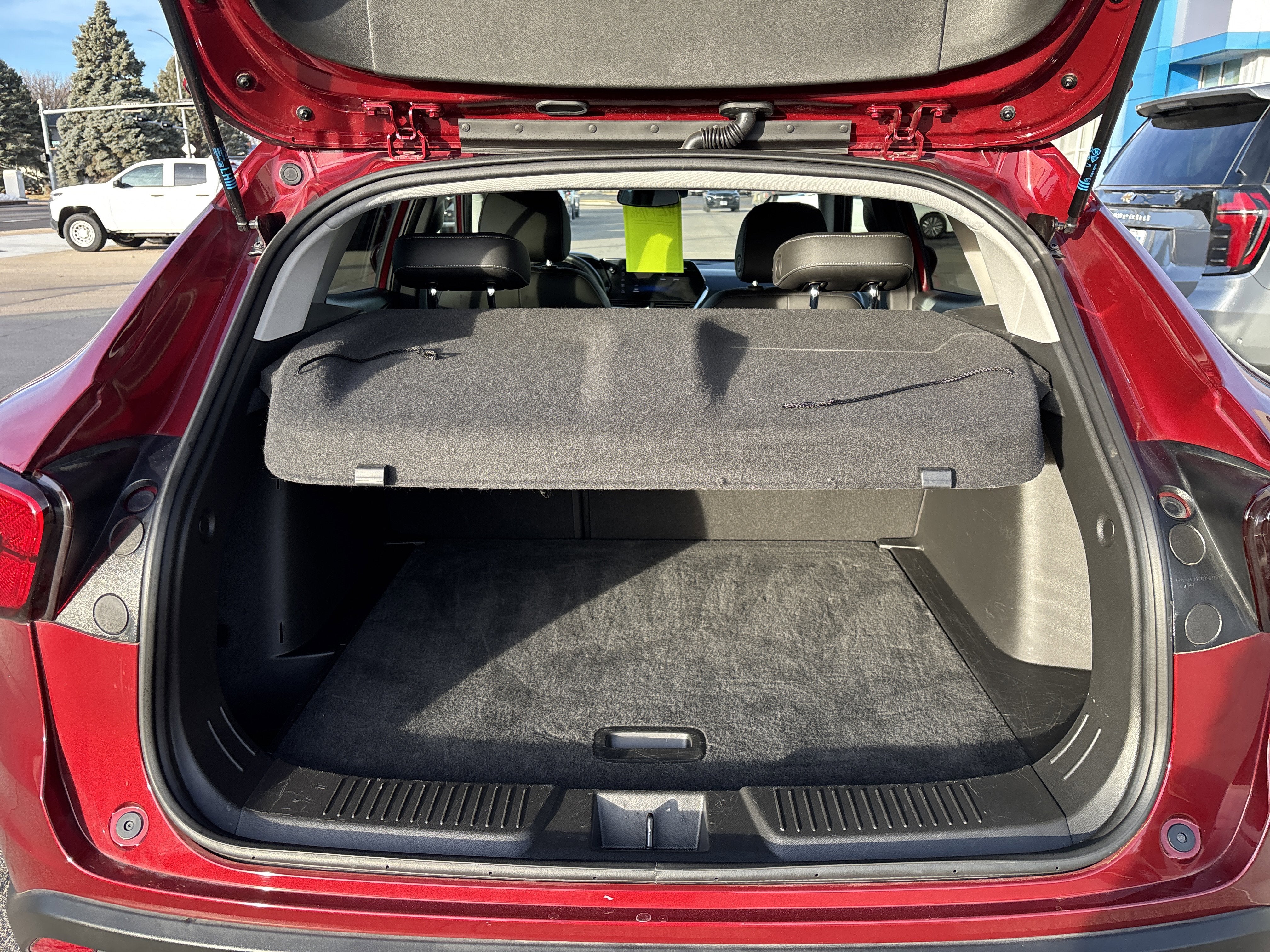 2025 Chevrolet Trax FWD LT